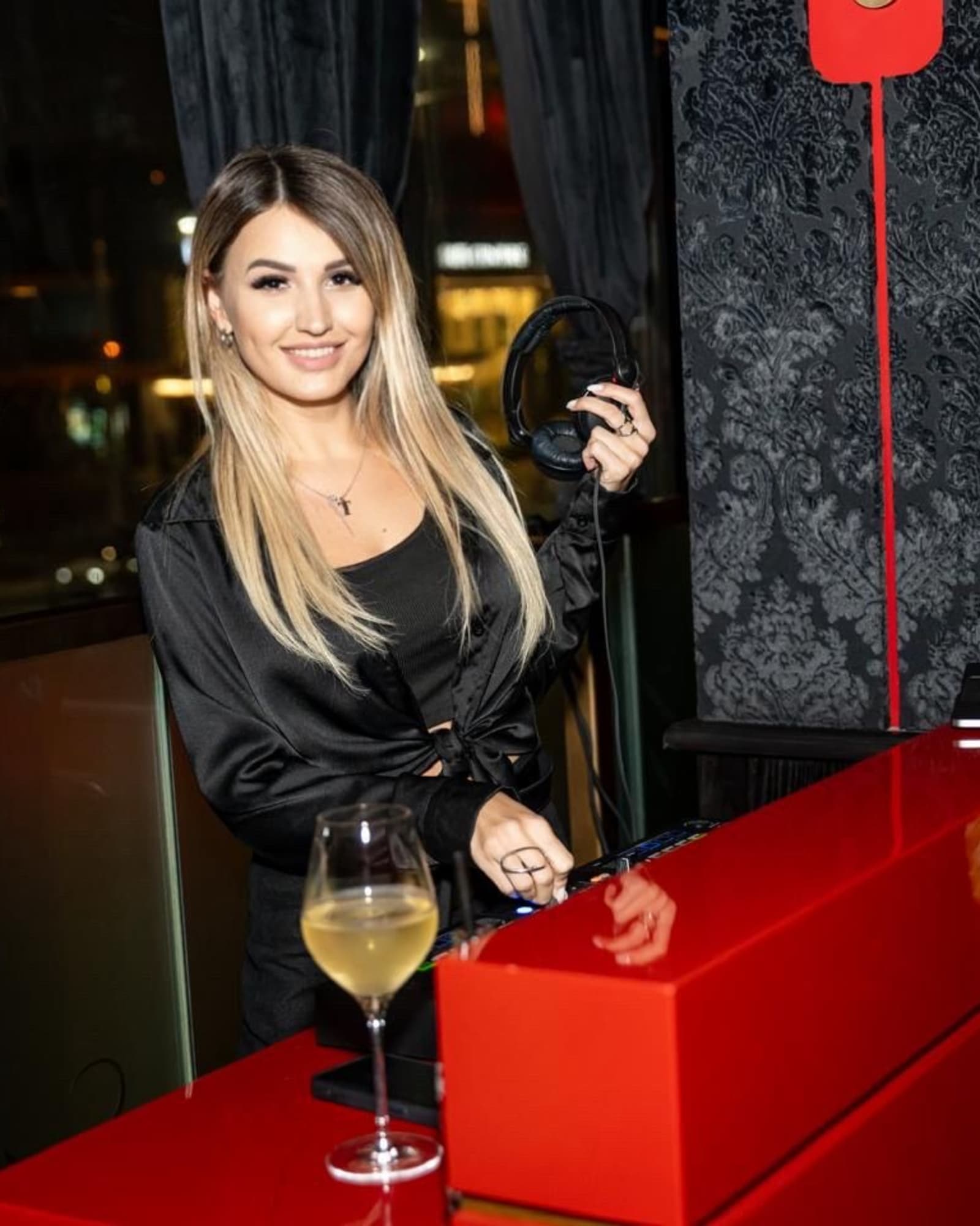 Resident Dj