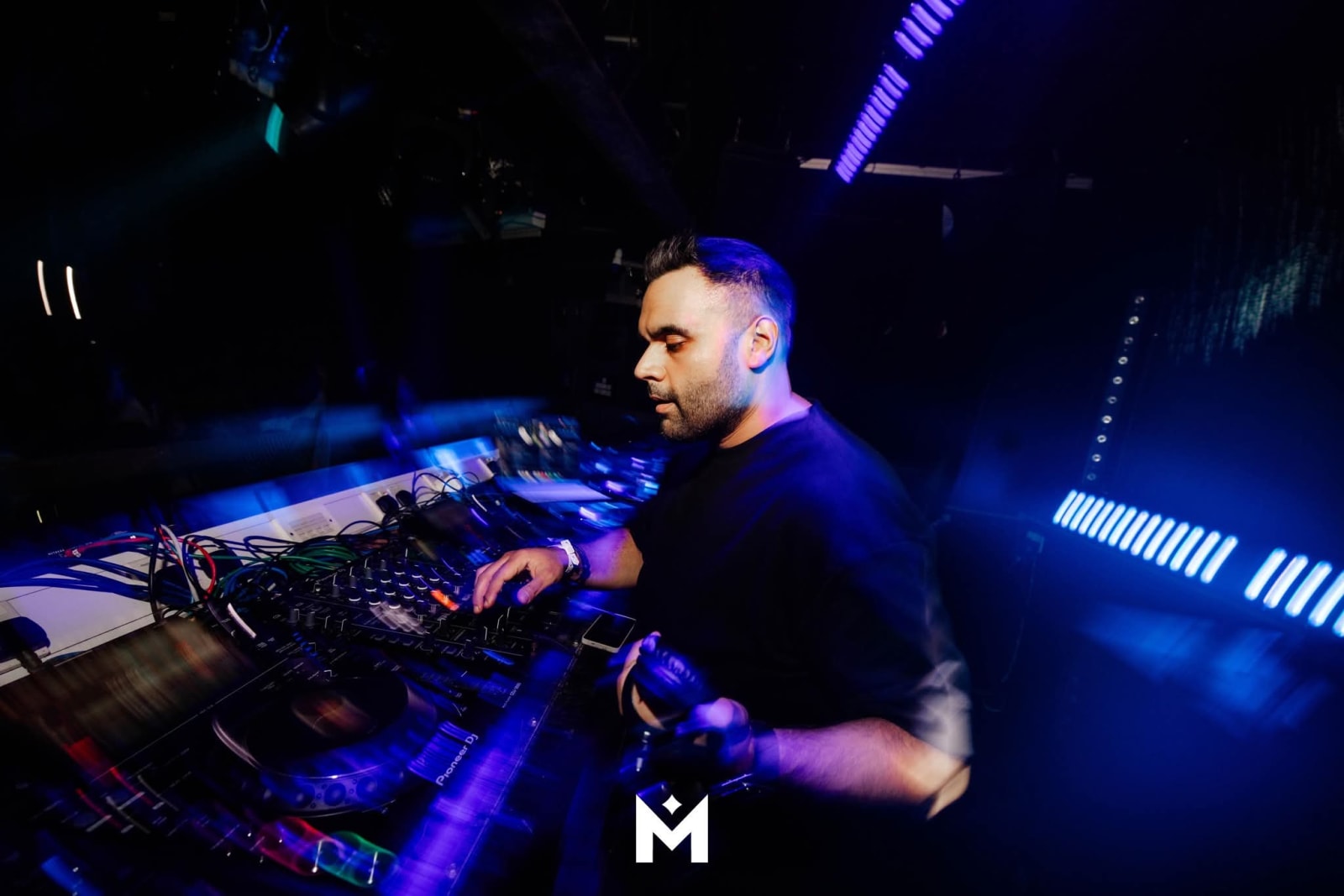 International open format DJ — photo 1