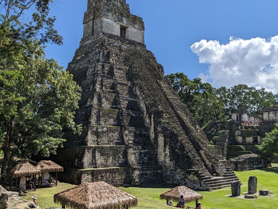 Templo I de Tikal en la Gran Plaza
