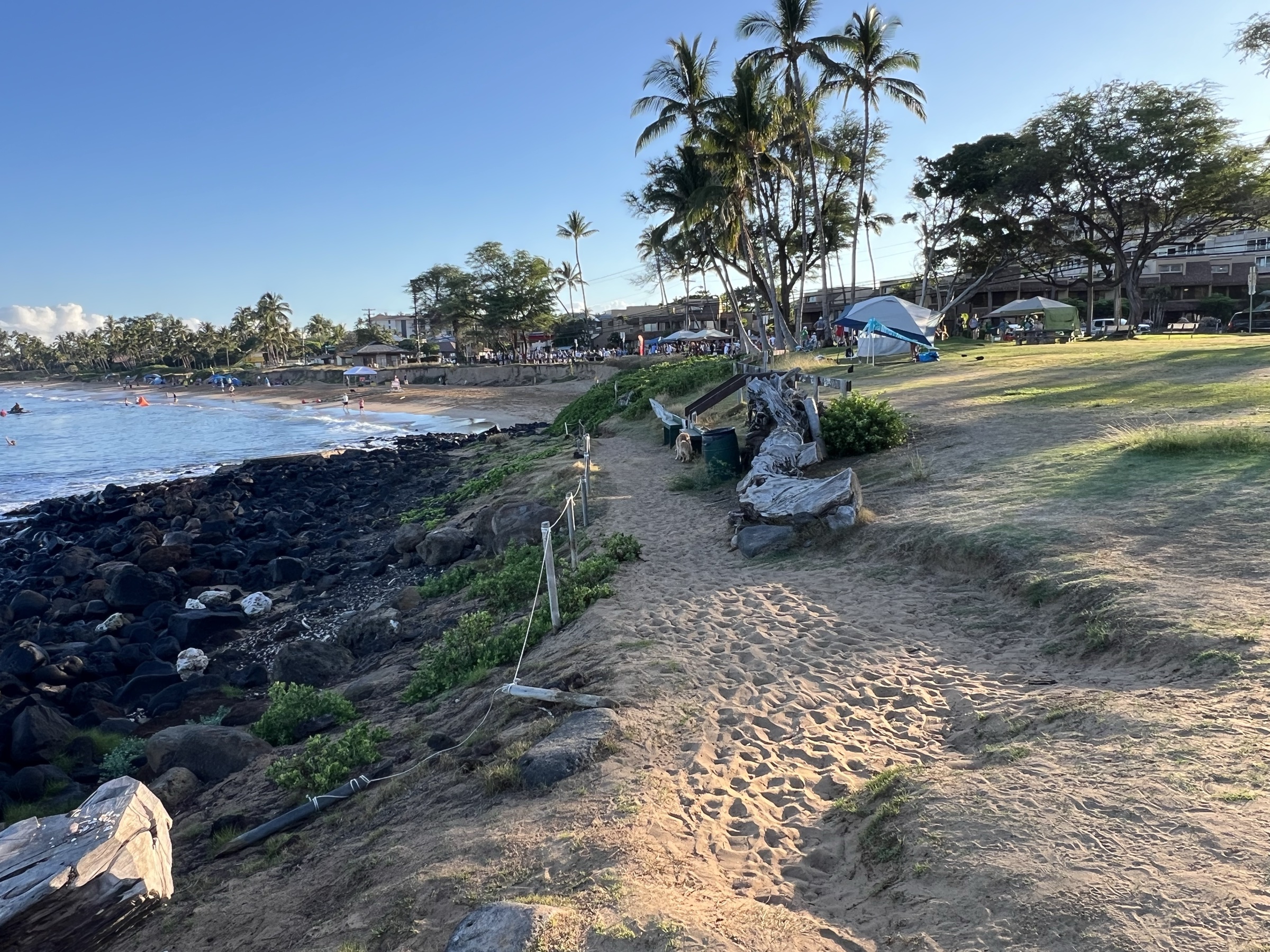 Sandy beach path approaching Kama'ole I beach, South Kihei