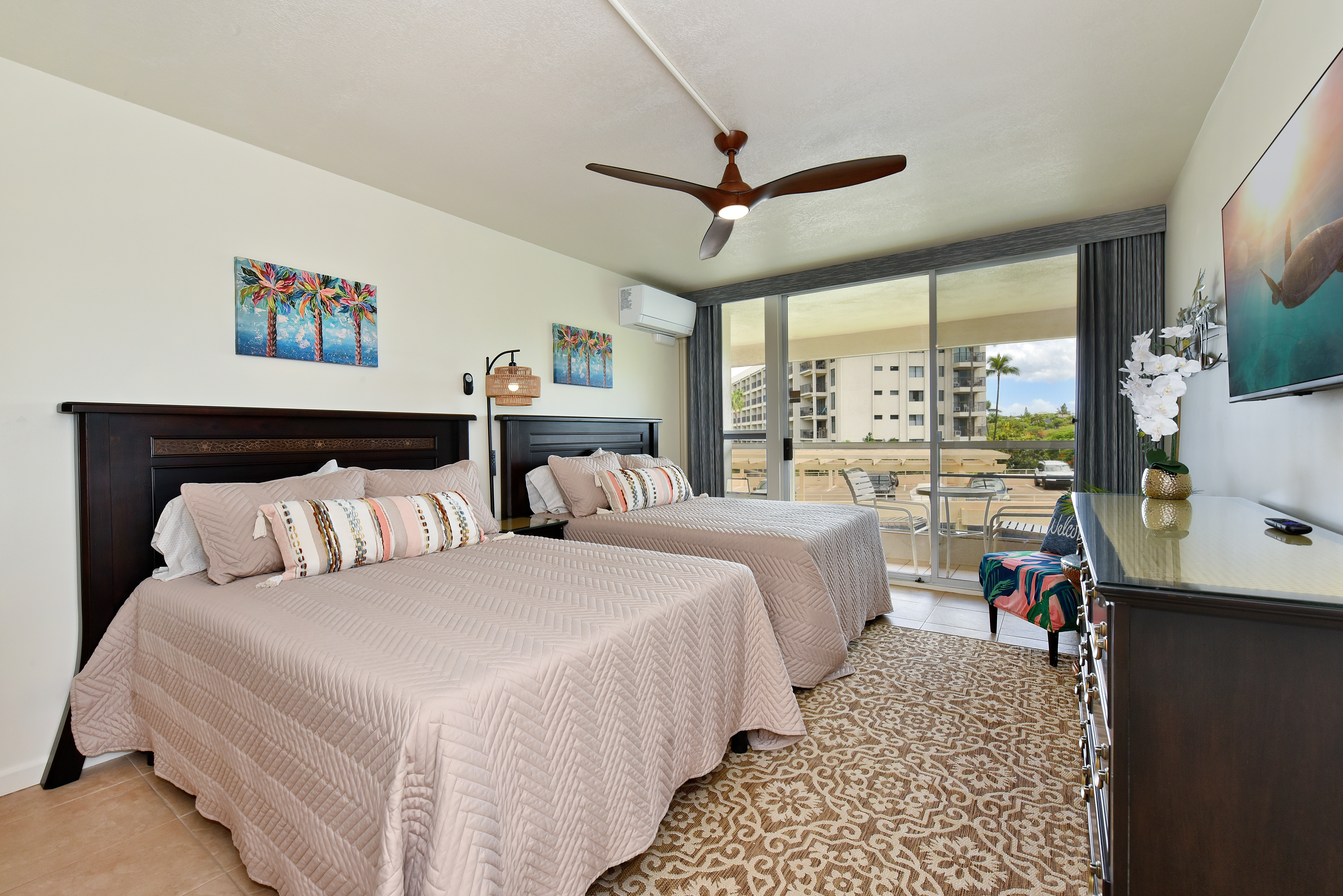 Guest bedroom