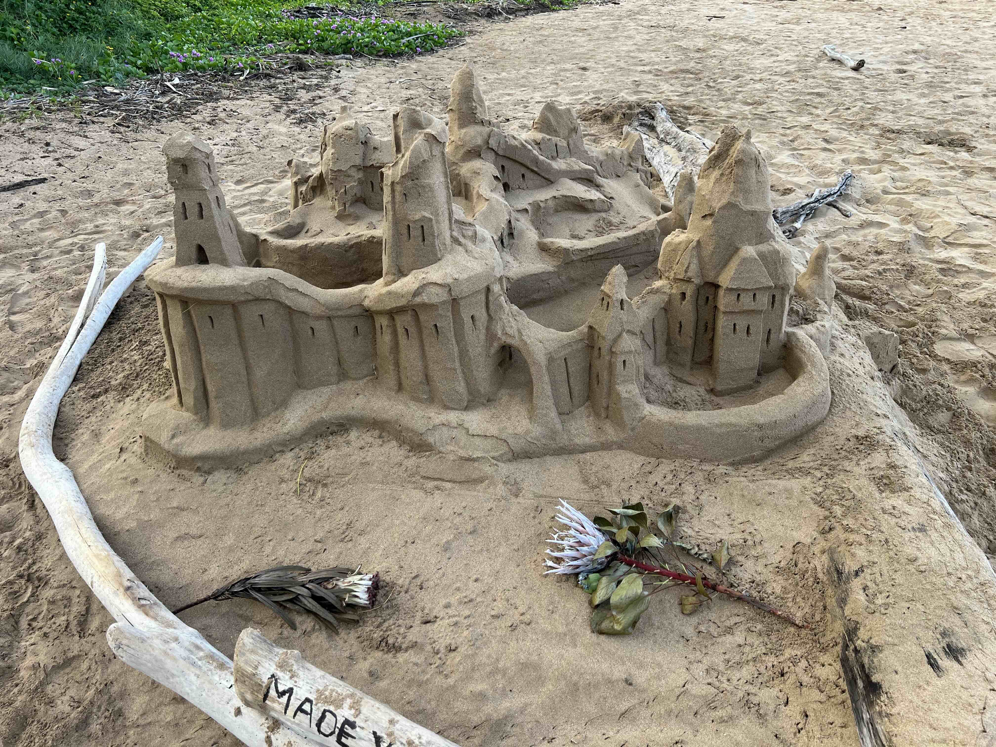 Queen's Castle sand sculpture — side view
