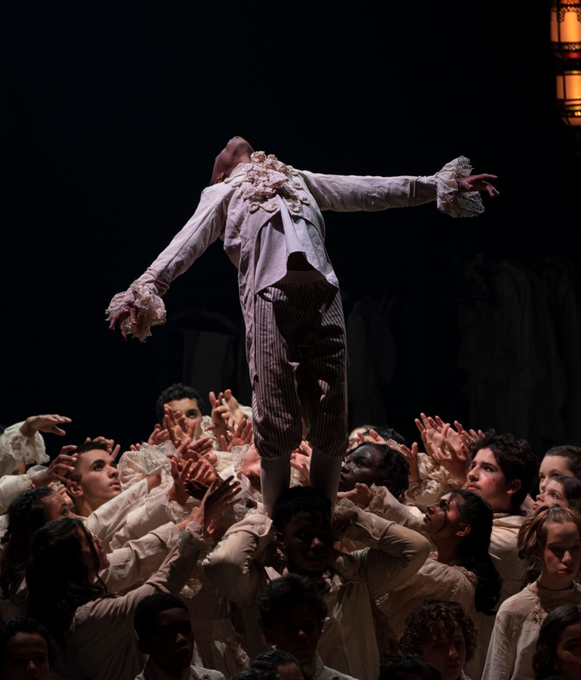 Watch for free watch online on Paris Opera Play