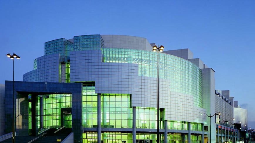 Résultat de recherche d'images pour "opéra bastille"