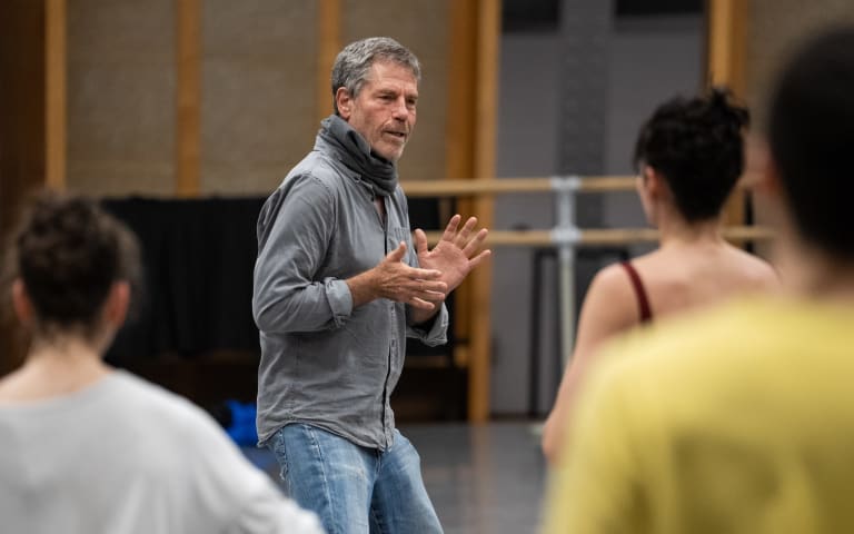 21 études de mouvement : Ohad Naharin transmet Sadeh21