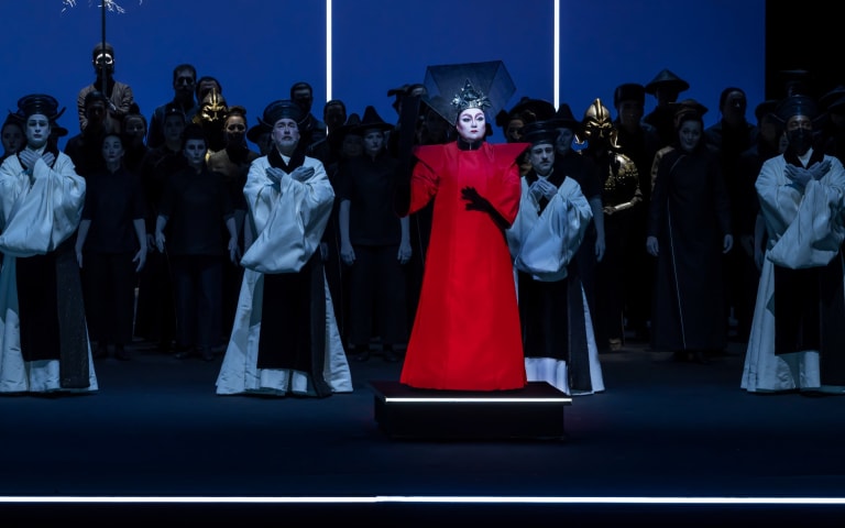 Turandot en 5 costumes