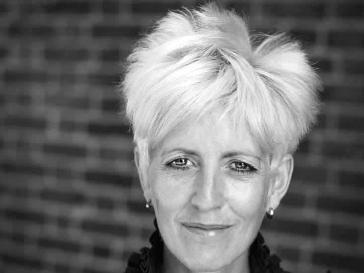 Rebecca  De Pont Davies