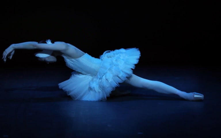 Two solitary and tragic figures