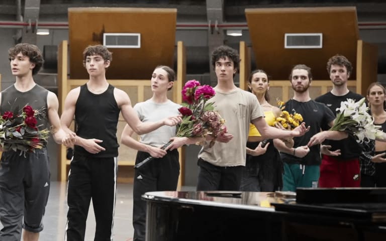 Revisiting the imagery of ballet