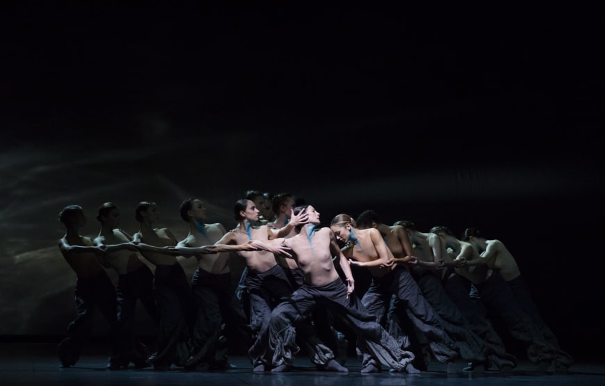 The Seasons’ Canon, Crystal Pite, avec les danseurs du Ballet de l’Opéra national de Paris, Palais Garnier, 2016 