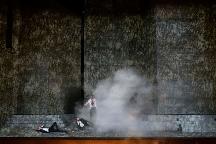 Philippe Sly (Leporello), Etienne Dupuis (Don Giovanni), Ain Anger (Il Commendatore), Palais Garnier, 2019