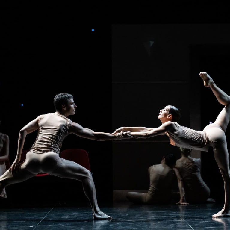 Zoom the image Dreams This Way de Micaela Taylor (saison 25/26) - Laurène Levy, Yvon Demol