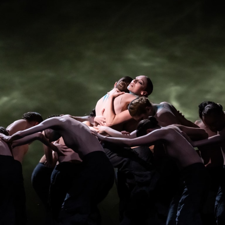 Zoom the image The Seasons’ Canon de Crystal Pite (saison 25/26) - Roxane Stojanov