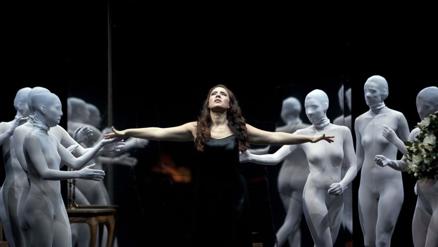 Sonya Yoncheva dans La Traviata de Verdi au Staatsoper de Berlin en décembre 2015