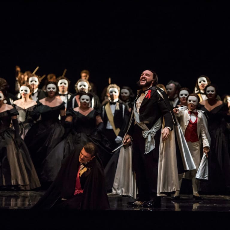 Zoom the image "Un ballo in maschera" by Giuseppe Verdi (season 17/18)