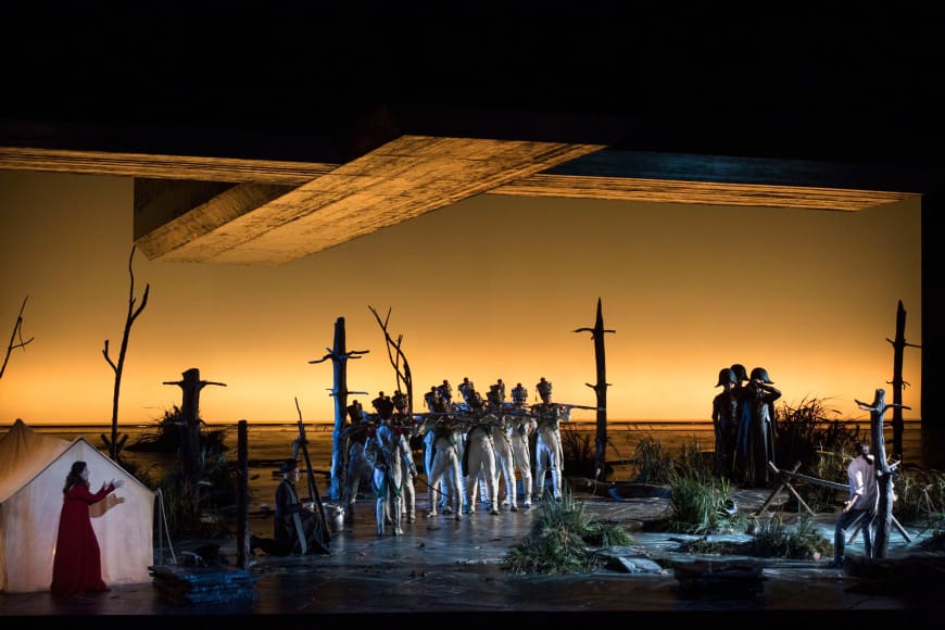 Tosca (saison 14-15)