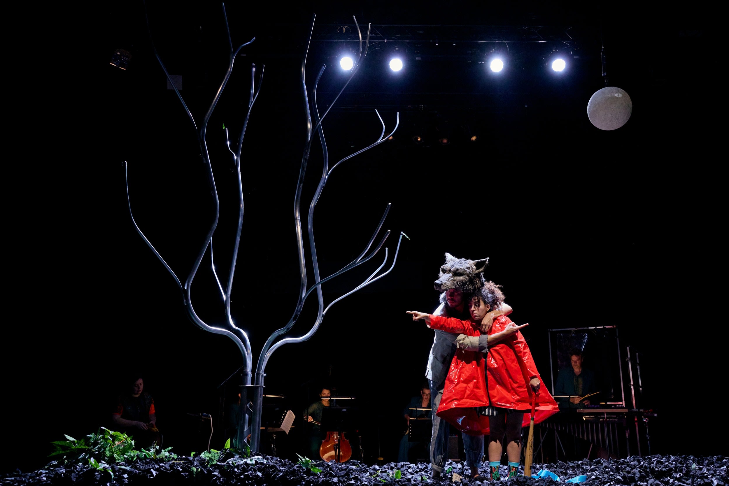 La petite fille, le chasseur et le loup Young Audiences Season 23/