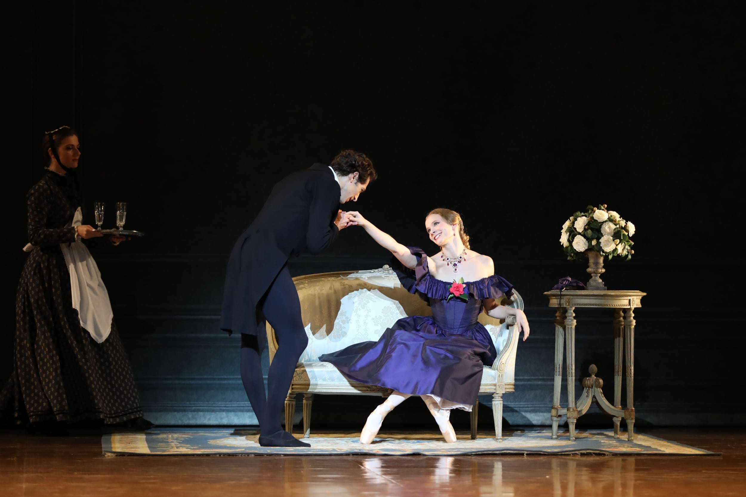 La Dame Aux Camelias Ballet Season 18 19 Programming Opera National De Paris