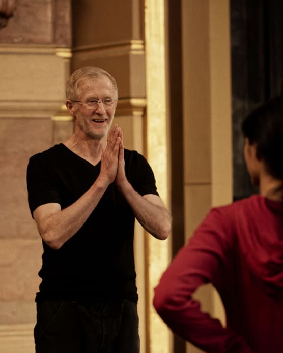 Mats Ek in rehearsal at the Paris Opera / credit: 