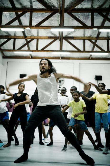 Atelier de Takeru Coste et Marion Gautier de Charnacé au Conservatoire de Musique Danse et Théâtre de Guyane (CMDTG)