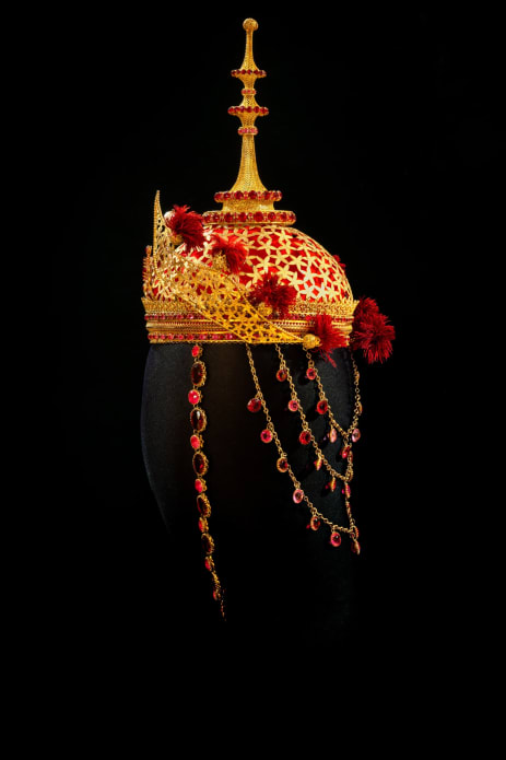 Headdress worn by Meyrianne Héglon, in the role of the Javanese Pyrrha in 