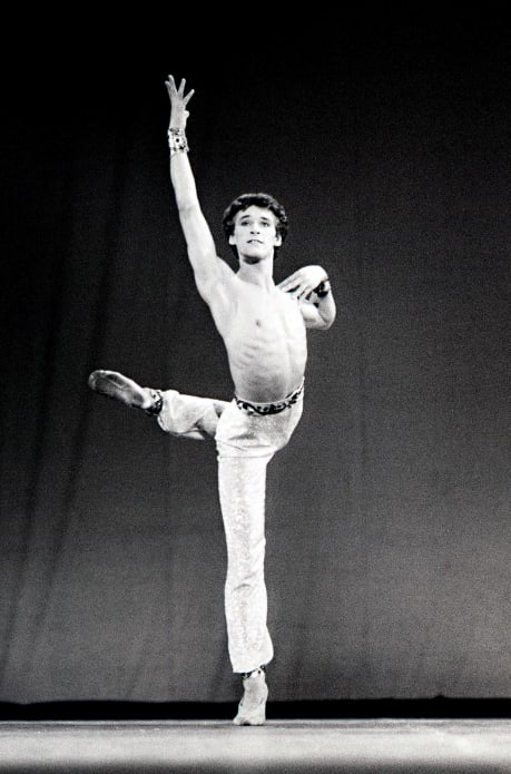 Patrick Dupond dans Le Corsaire de Marius Petipa 