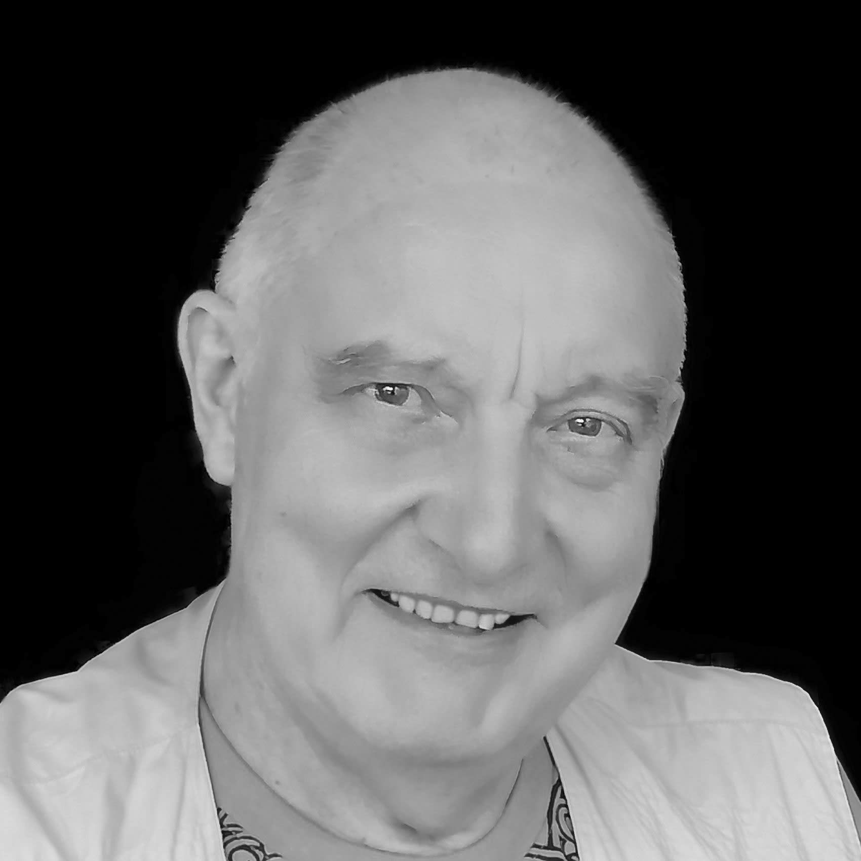 Philippe Roucan Watch Philippe Rouillon on Paris Opera Play