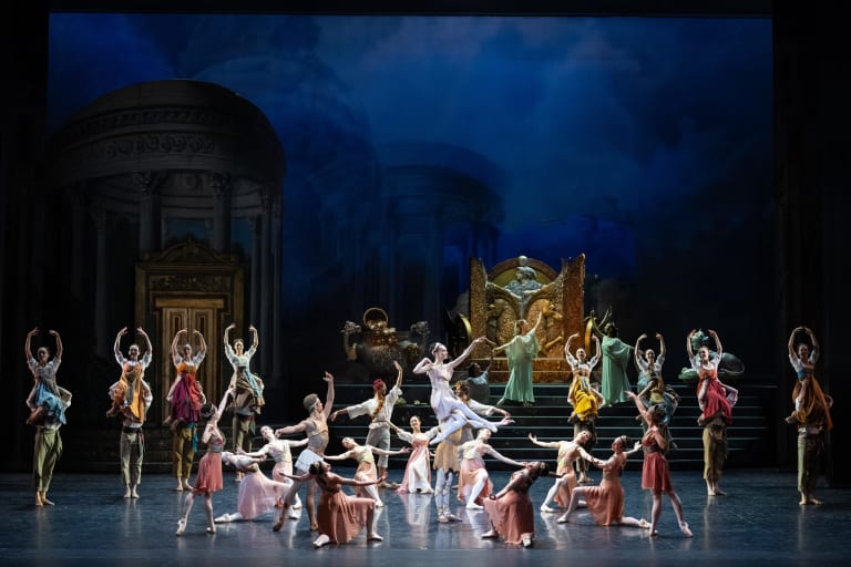 Sylvia (saison 24/25) - 4