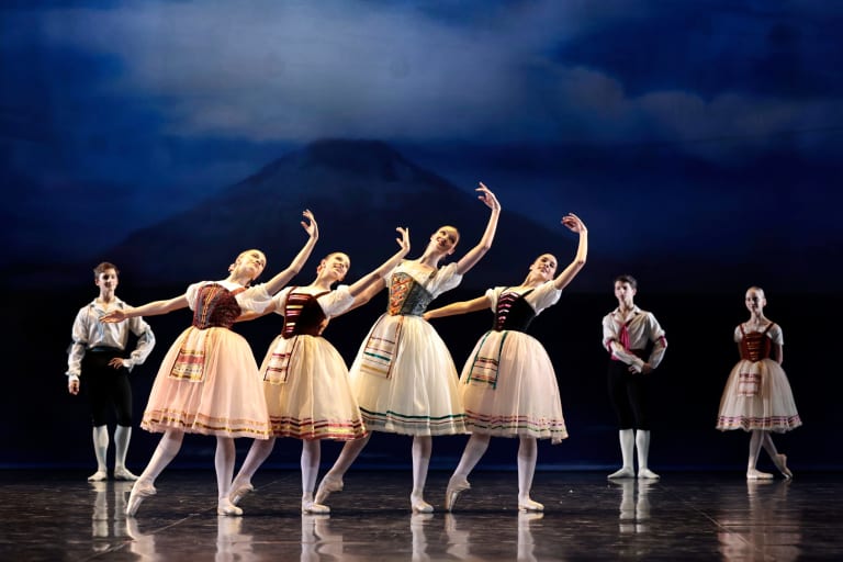 Napoli - Pas de six et Tarentelle (August Bournonville), Ecole de Danse de l'Opéra de Paris © Svetlana Loboff OnP-374