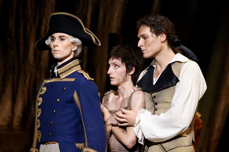 2023 06-HIST-©Loboff-916_HISTOIRE MANON_Kenneth MacMillan_Dorothée Gilbert Hugo Marchand Alexander Maryianowski (c) Svetlana Loboff OnP