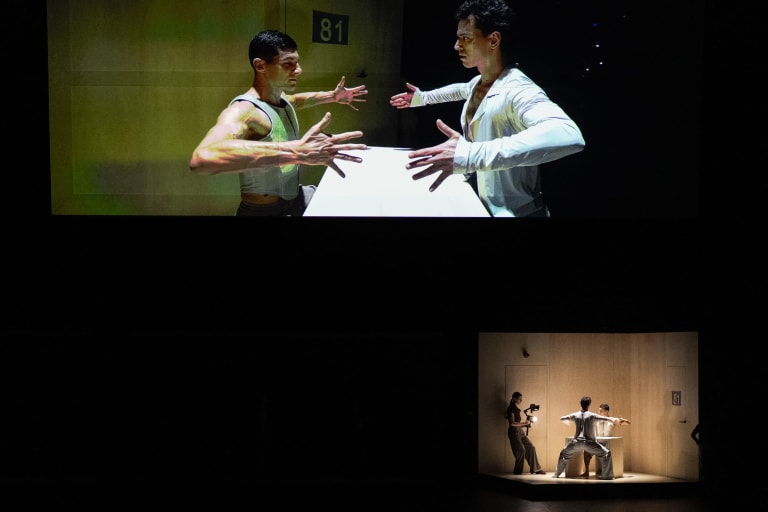 ARENA_260309_YKellerman_PG0070_Morgann Runacre-Temple, Jessica Wright_Loup Marcault-Derouard Alexandre Gasse (c) Yonathan Kellerman OnP