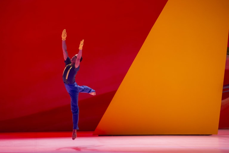 230616-046BF_SIGNES_Carolyn Carlson_Jack Gasztowtt (c) Benoîte Fanton OnP