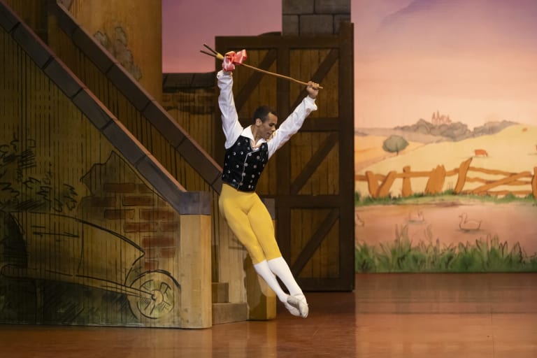 240314.2-13BF_ LA FILLE MAL GARDEE_F Ashton_Jack Gasztowtt (c) Benoite Fanton OnP