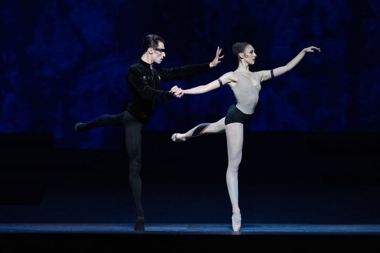 NOTREDAME_Roland Petit_Thomas Docquir et Roxane Stojanov (c)YKellerman_G0779