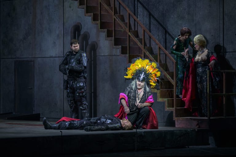 Salome (saison 23/24) - 7