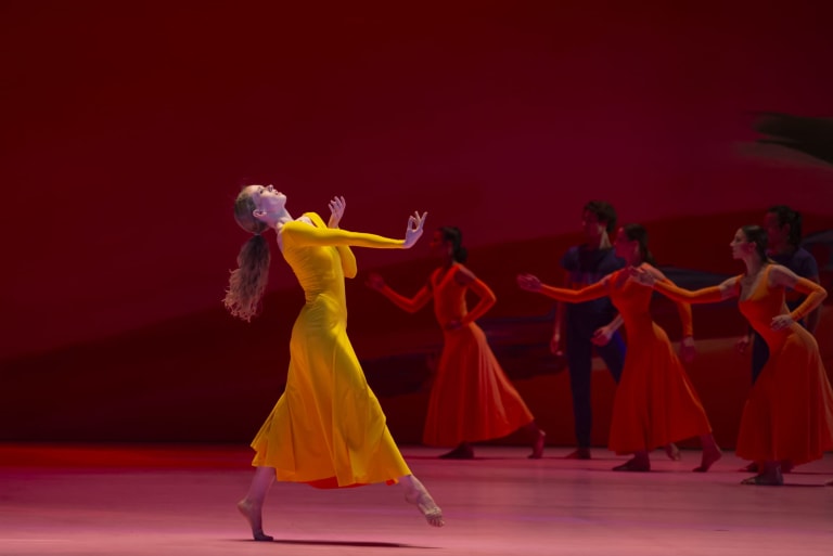 230616-037BF_SIGNES_Carolyn Carlson_Caroline Osmont (c) Benoîte Fanton OnP