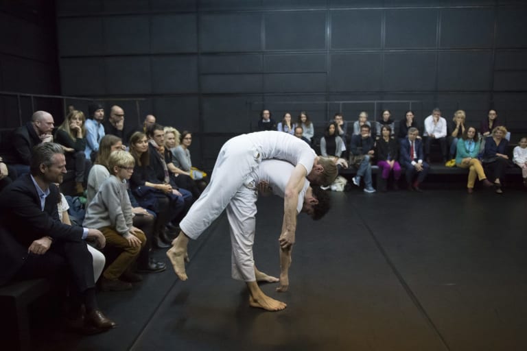 À bras-le-corps - 8