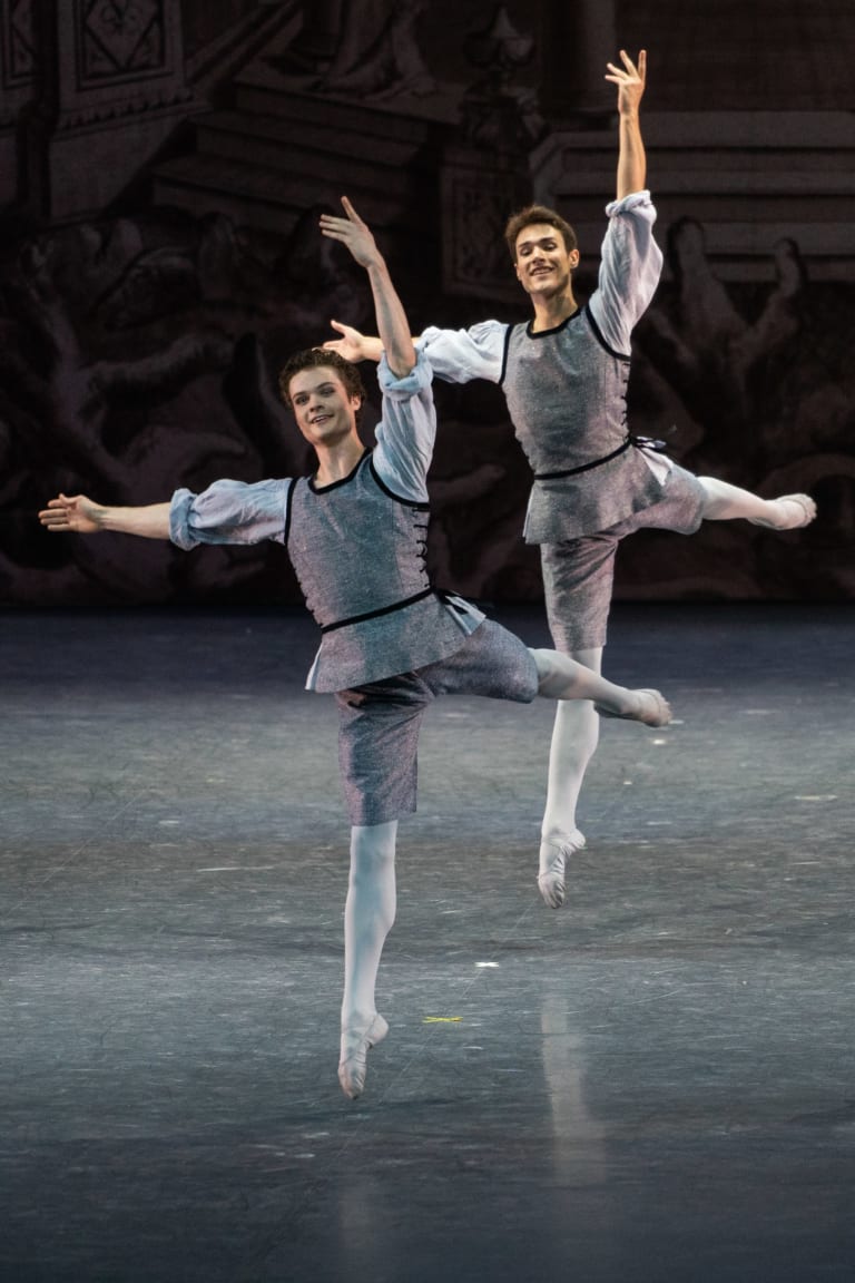 SONGE2122_0629_YKellerman_S0371_LE SONGE D'UNE NUIT D'ETE_GEORGE BALANCHINE_Samuel Bray Miolo Avèque (c) Yonathan Kellerman OnP