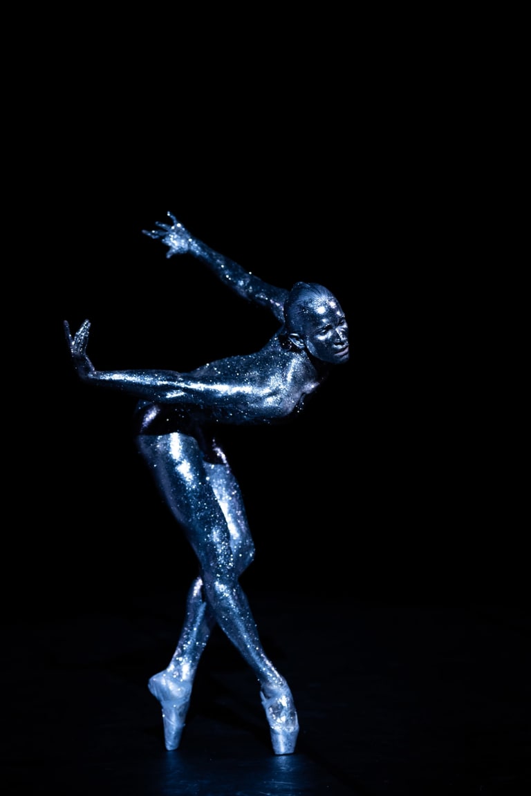 DSC_3847_DANSEURS CHOREGRAPHES_0'00_Axel Ibot_Enzo Saugar (c) Julien  Benhamou OnP