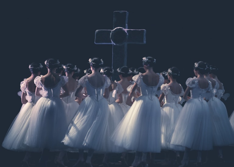 MHB_6405_GISELLE_CORALLI PERROT_Corps de Ballet (c) Maria-Helena Buckley OnP