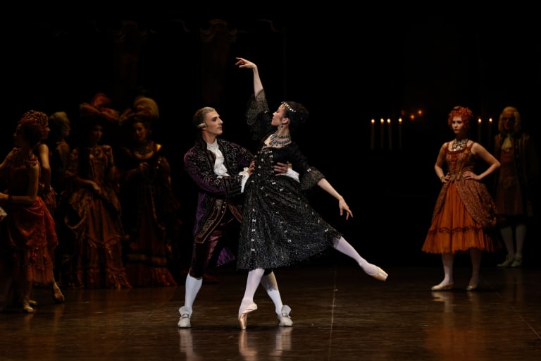 2023 06-HIST-©Loboff-1967_HISTOIRE MANON_Kenneth MacMillan_Sae Eun Park Florimond Lorieux (c) Svetlana Loboff OnP