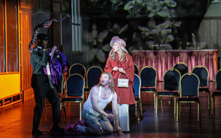 A Quiet Place (saison 21/22) - 6