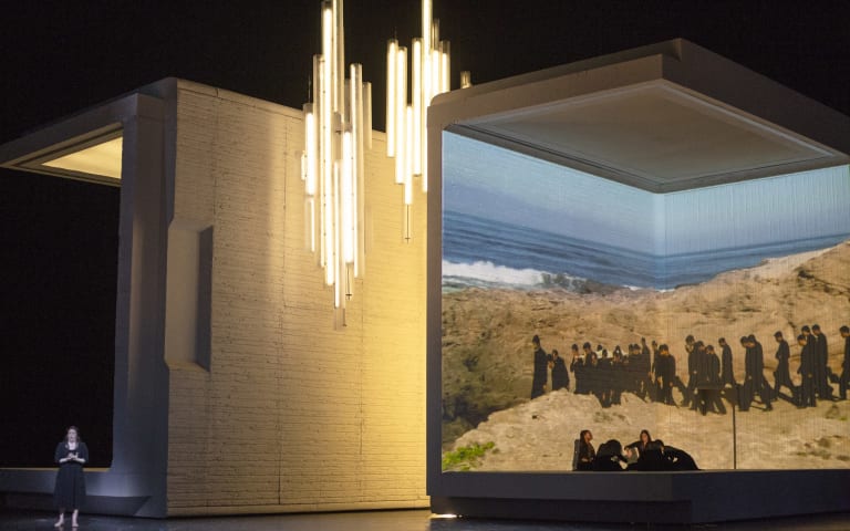 Aida (saison 25/26) - 3