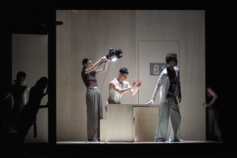 ARENA_260310_YKellerman_G0482_Morgann Runacre-Temple, Jessica Wright_Loup Marcault-Derouard Alexandre Gasse (c) Yonathan Kellerman OnP