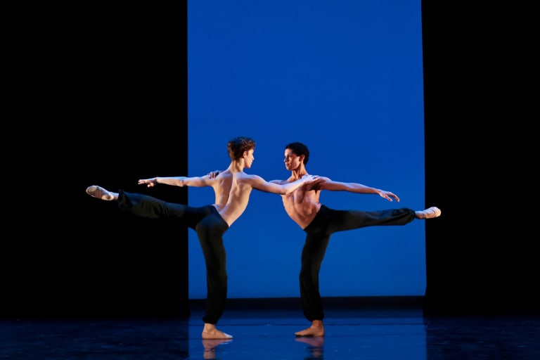 7 danses grecques (Maurice Béjart), Ecole de Danse de l'Opéra de Paris © Svetlana Loboff OnP-405-