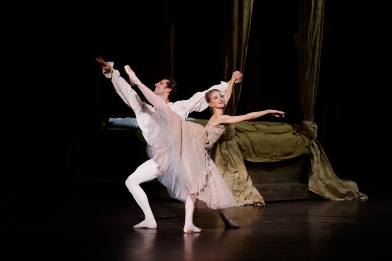 2023 06-HIST-©Loboff-1082_HISTOIRE MANON_K. MacMillan_M. Ould-Braham M. Ganio (c) Svetlana Loboff OnP