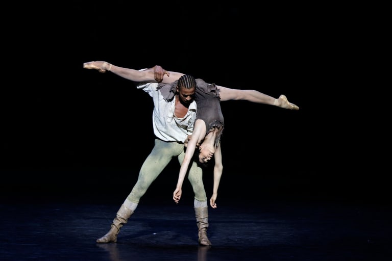 2023 06-HIST-©Loboff-2686_HISTOIRE MANON_Kenneth MacMillan_Amandine Albisson Guillaume Diop (c) Svetlana Loboff OnP