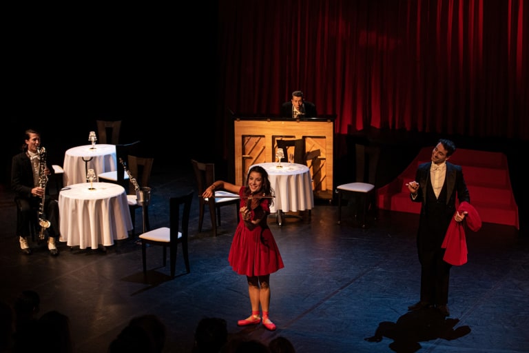 Chaperon rouge académie © Studio J'adore ce que vous faites