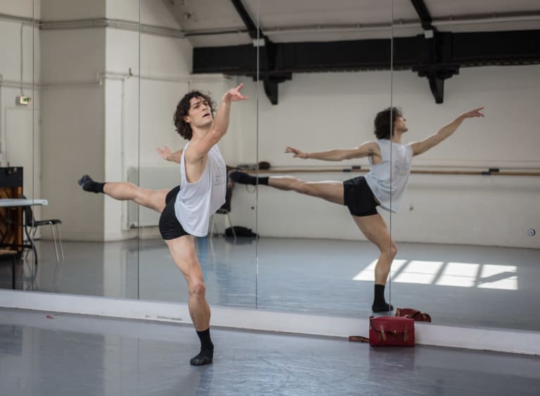 ann-ray-lacdescygnes-2491_LAC CYGNES_R Noureev_Hugo Marchand (c) ann ray OnP