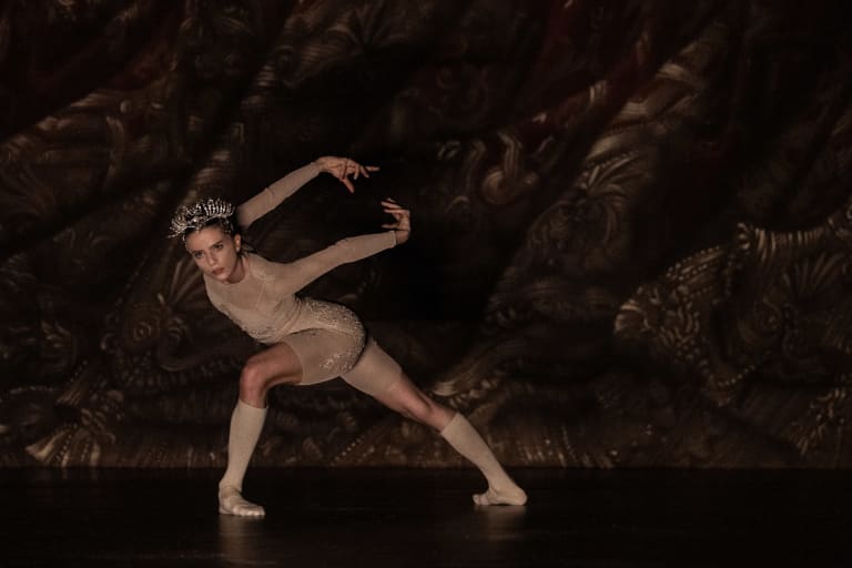 ETUDE_260310_YKellerman_G0703_Marcos Morau_Naïs Duboscq (c) Yonathan Kellerman OnP